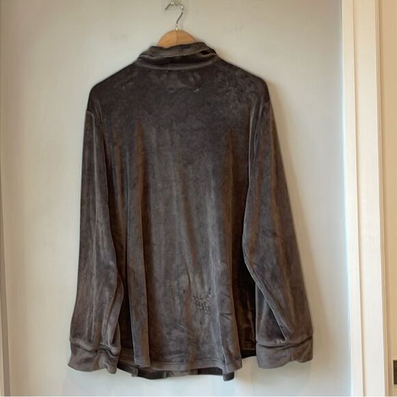 SKIMS Velour Buttoned Stretch Pajama Top Shirt - Picture 4 of 9